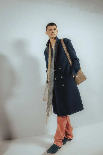 Look 12